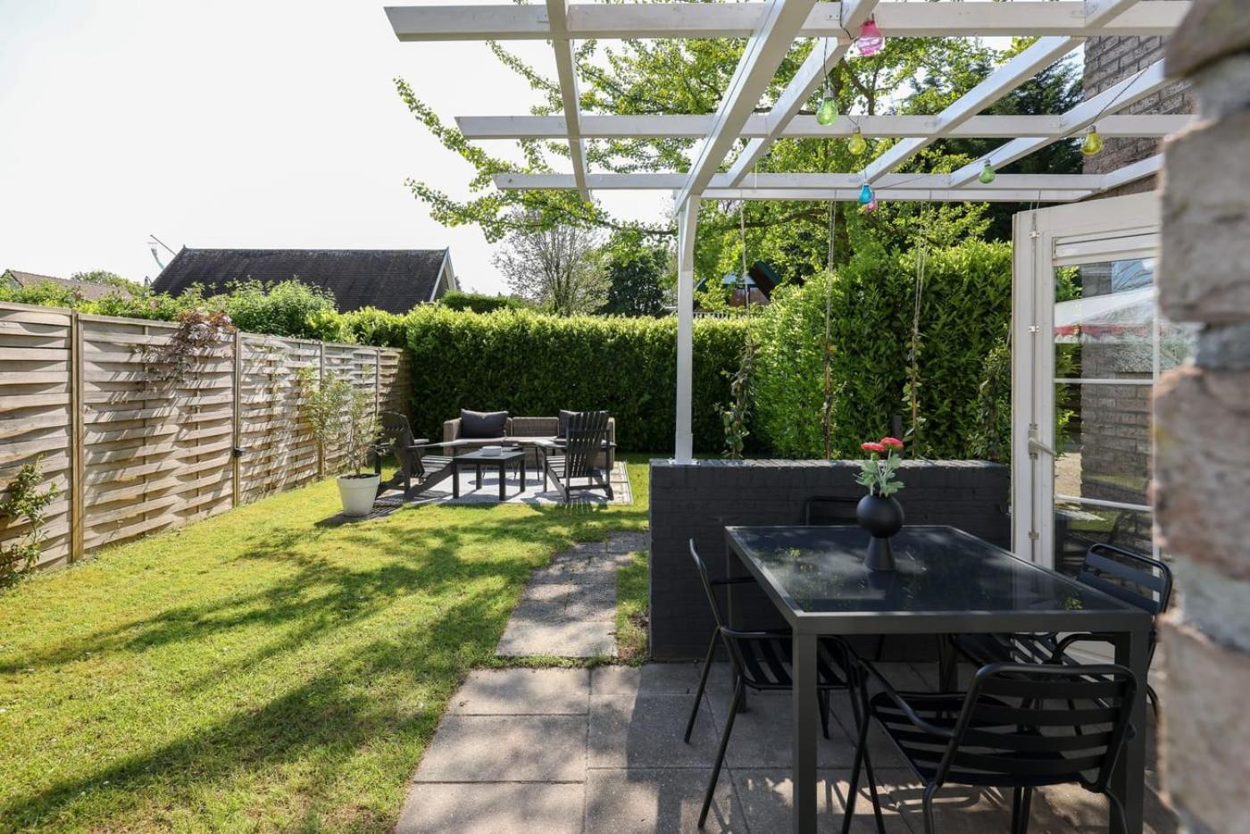 Hello Zeeland - Vakantiehuis De Elf Boompjes 64 Броунисе Екстериор снимка