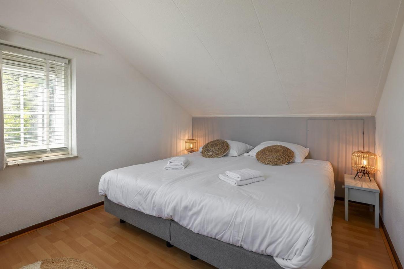 Hello Zeeland - Vakantiehuis De Elf Boompjes 64 Броунисе Екстериор снимка