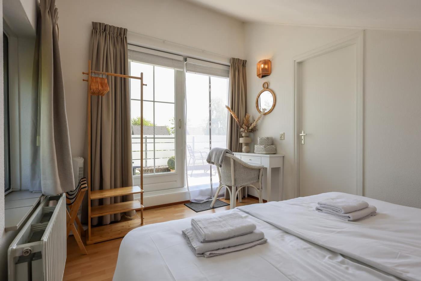 Hello Zeeland - Vakantiehuis De Elf Boompjes 64 Броунисе Екстериор снимка