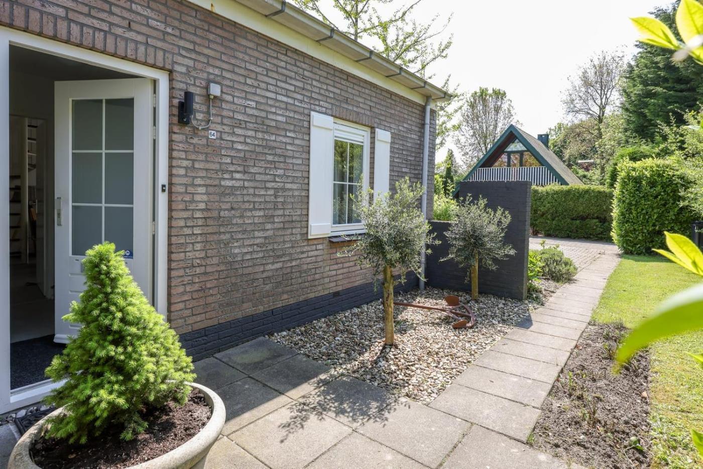 Hello Zeeland - Vakantiehuis De Elf Boompjes 64 Villa Броунисе Екстериор снимка